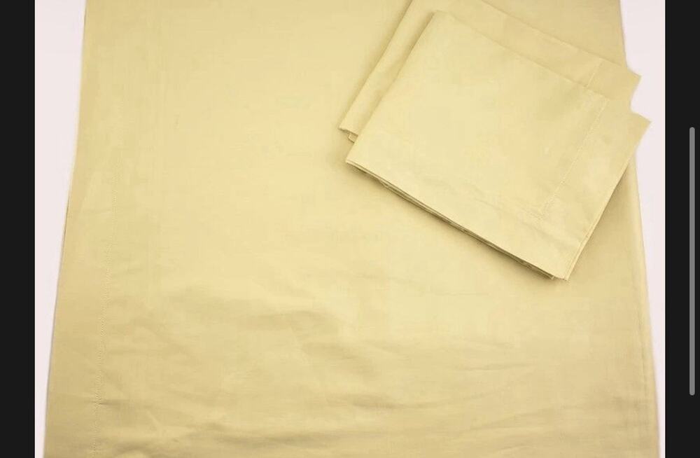 Boll & Branch Signature Hemmed Organic Cotton QUEEN Duvet & Shams Set Buttercup